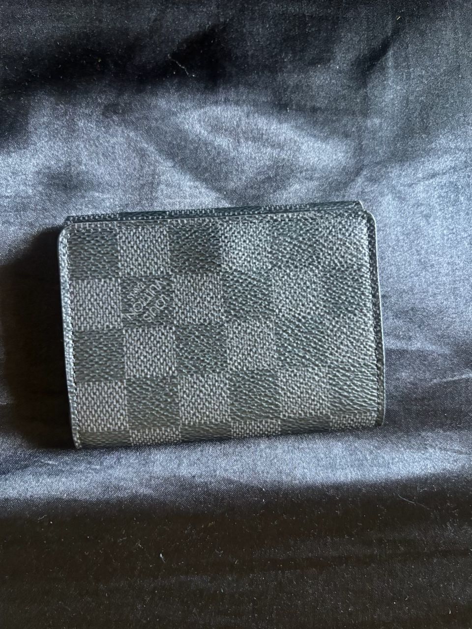 Louis Vuitton Men’s Damier Flap Wallet