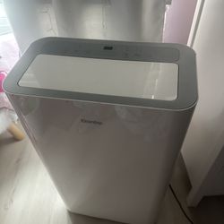 Danby Portable AC 12000 BTU DPA120BEUWDB