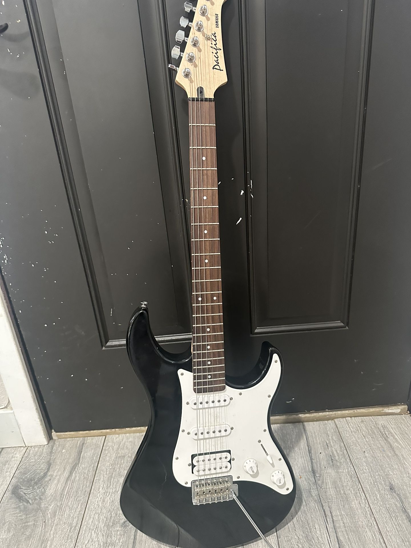 Yamaha Pacifica Electric Guitar 