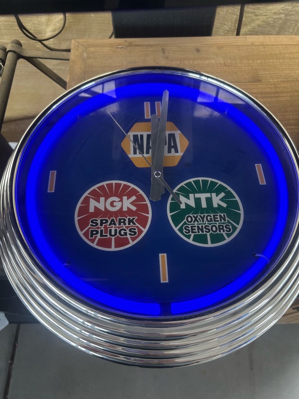 Clock Parst 15 inch NAPA auto parts retro clock for Sale in Hesperia, CA - OfferUp