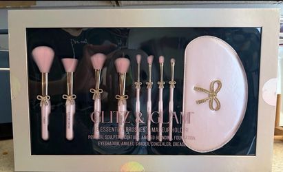 Glitz & Glam 8-Piece Makeup Brush Set