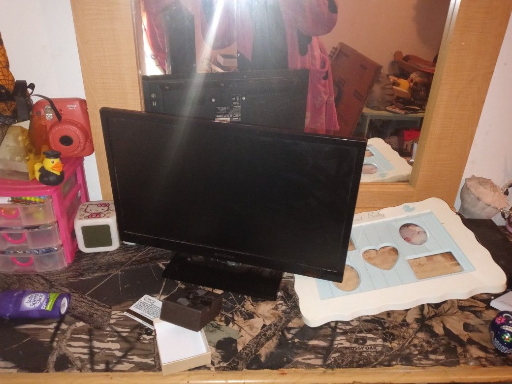 Small Tv