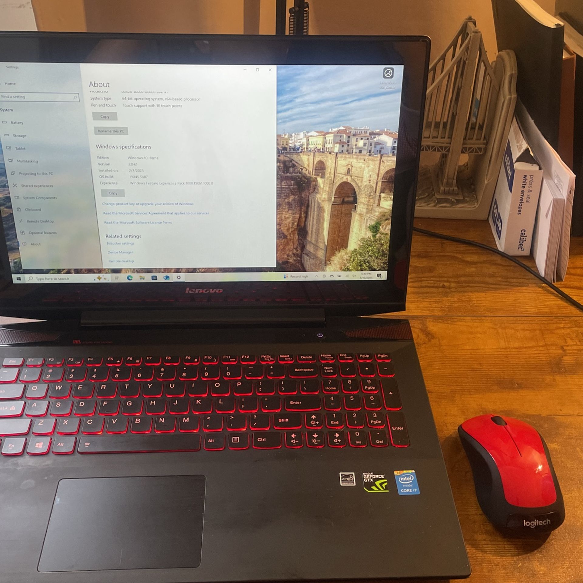 Lenovo 16” Touchscreen Laptop 