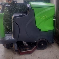  sale is a NEW IPC Eagle CT110  Commercial Rider Floor Scrubber.