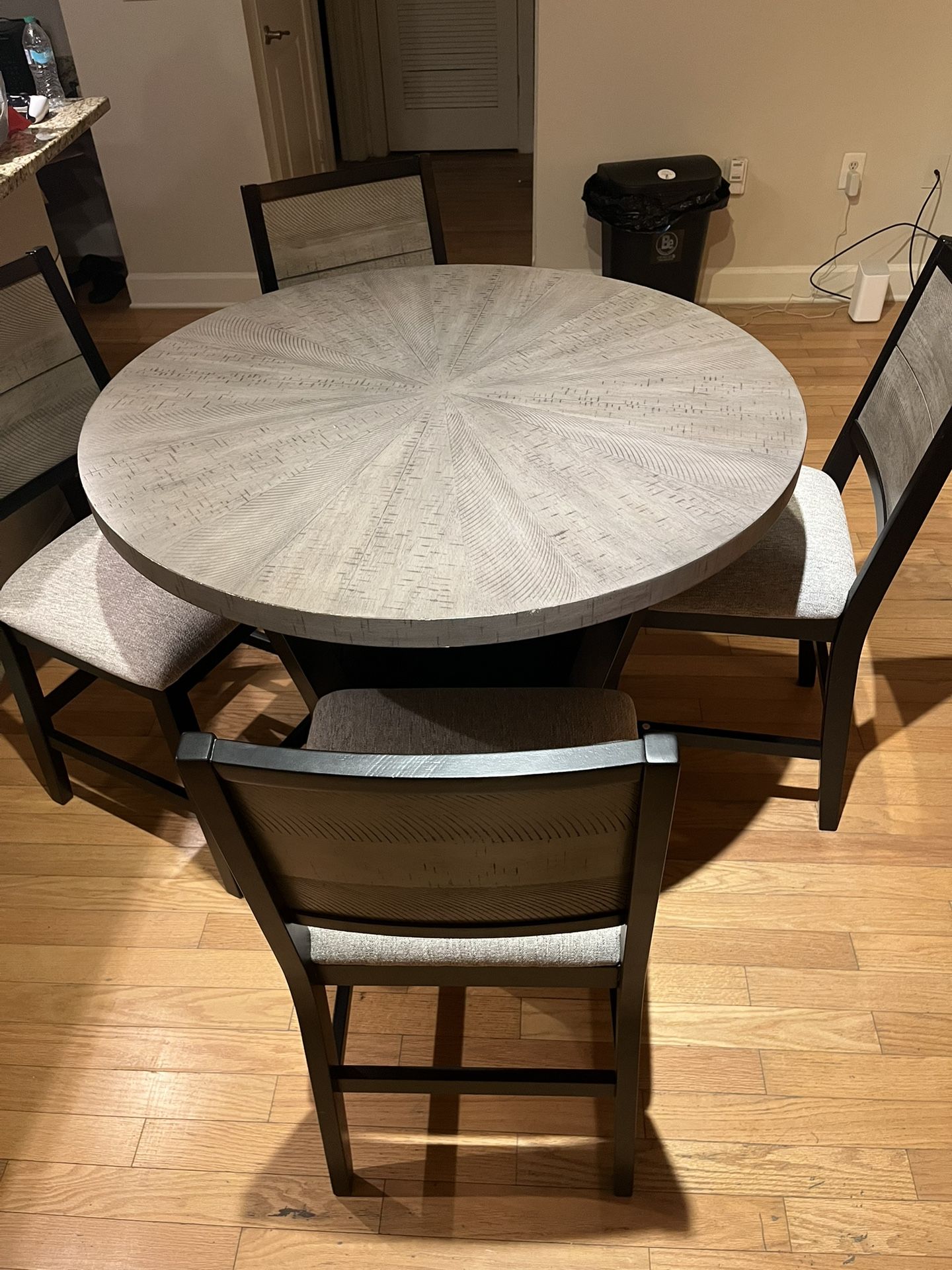 Dining Table With 4 Chairs