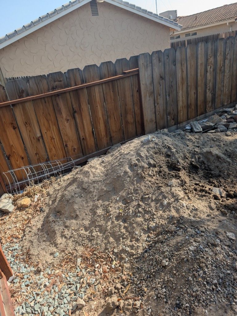 Free Dirt/Base Rock