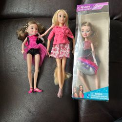 3 Doll Figures