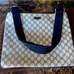 Auth Gucci Messenger Bag