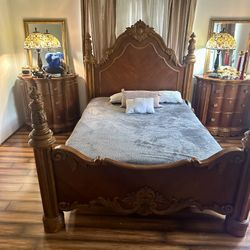 Victorian Antique Wood Ornate Queen Bed Frame
