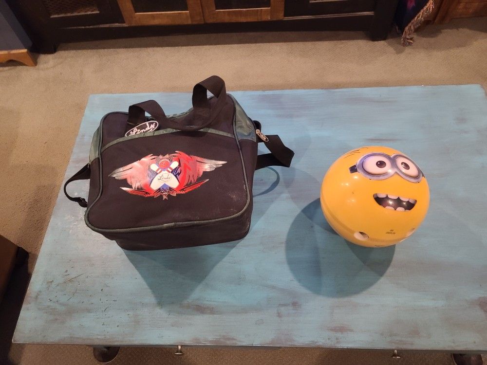 Custom Minions Bowling Ball