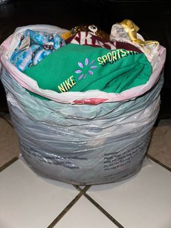 Girl Second Hand Clothes Size 10/12 Mix Name Brands