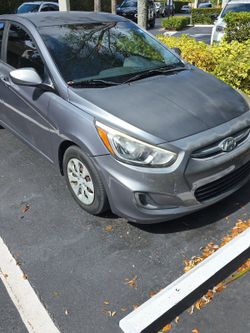Hyundai Accent 2016 titulo LIMPIO CLEAN TITLE 55K MILES