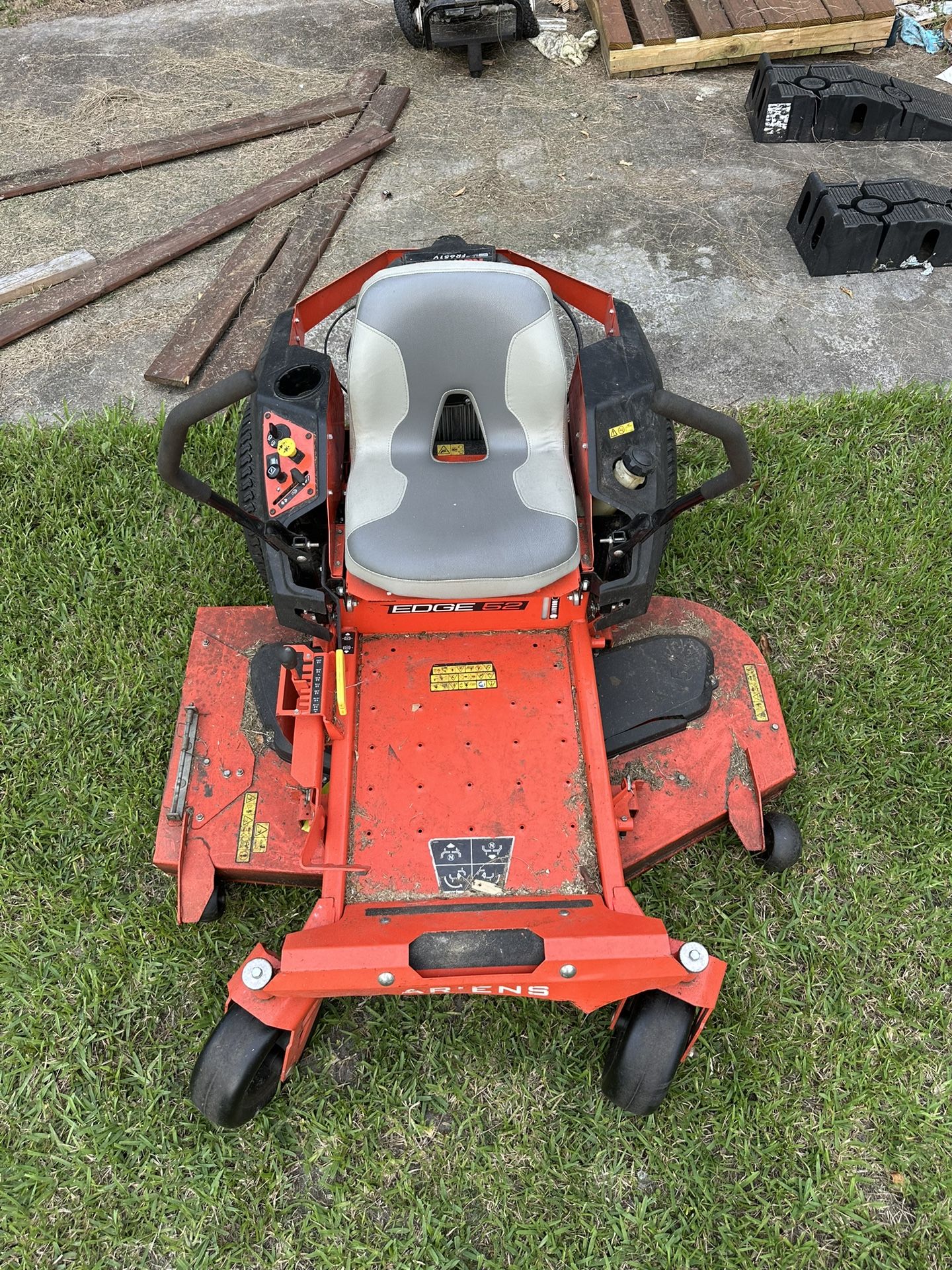 52” Ariens Riding lawn mower
