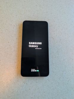 Samsung S23 5G Verizon Mobile phone - mint condition