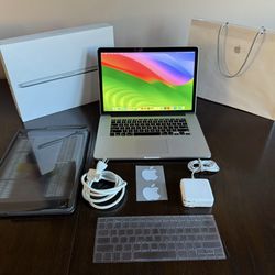 15 Inch Apple MacBook Pro Laptop Computer Bundle Very Clean And Sleek Nice LOOK GREAT DEAL