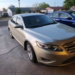 2009 Ford Taurus