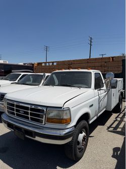 1997 Ford F450  Diesel Service Truck