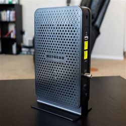 Netgear C3700 N600 WiFi Cable Modem Router – Great Condition