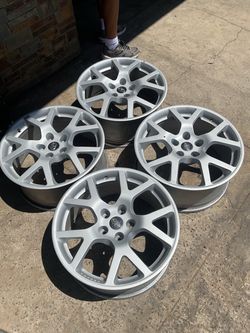 18” Infiniti Forged Silver Alloy Nissan Wheels Set of 4 used