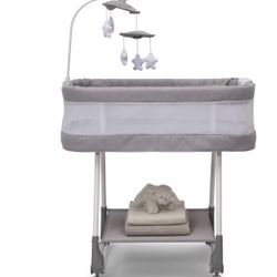 Grey Bassinet 
