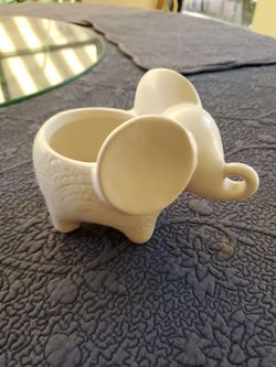 Ceramic elephant candle holder