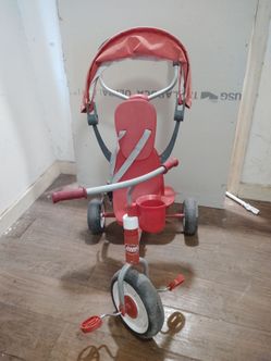 Original Radio Flyer in new condition