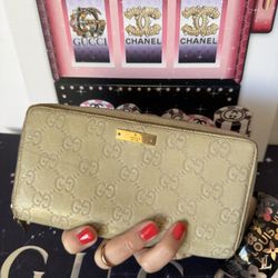 GUCCI Zippy Large Wallet