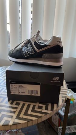 New shoe in box