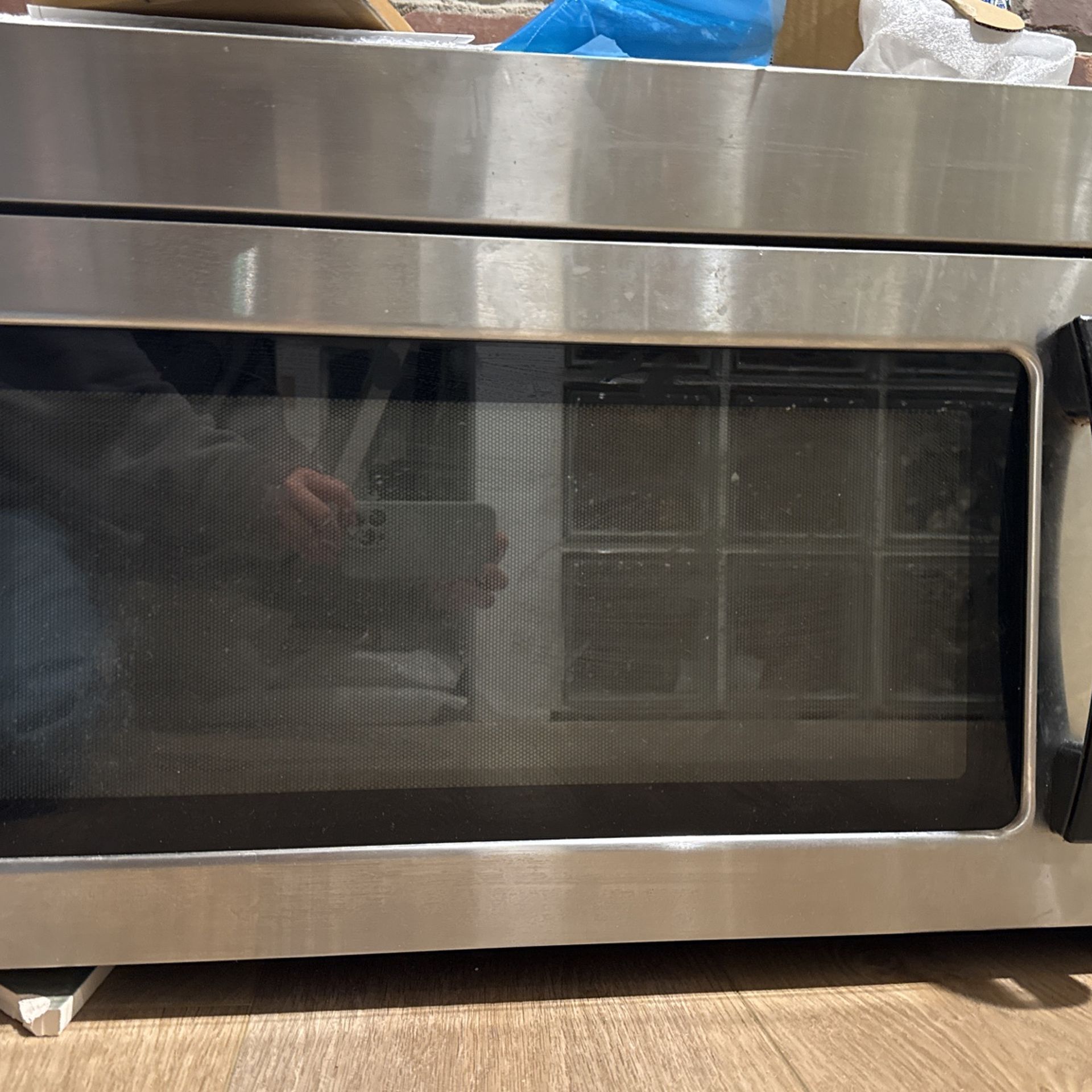 Whirlpool Microwave 2016 Model