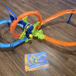 Hot Wheels Toy Car Track Set, Launch and Loop Playset
