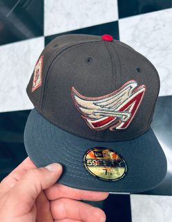 Size 7 1/8 Angels fitted