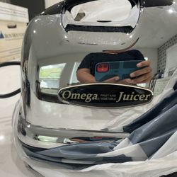 Omega 8006 Masticating Juicer Vegetable And fruit