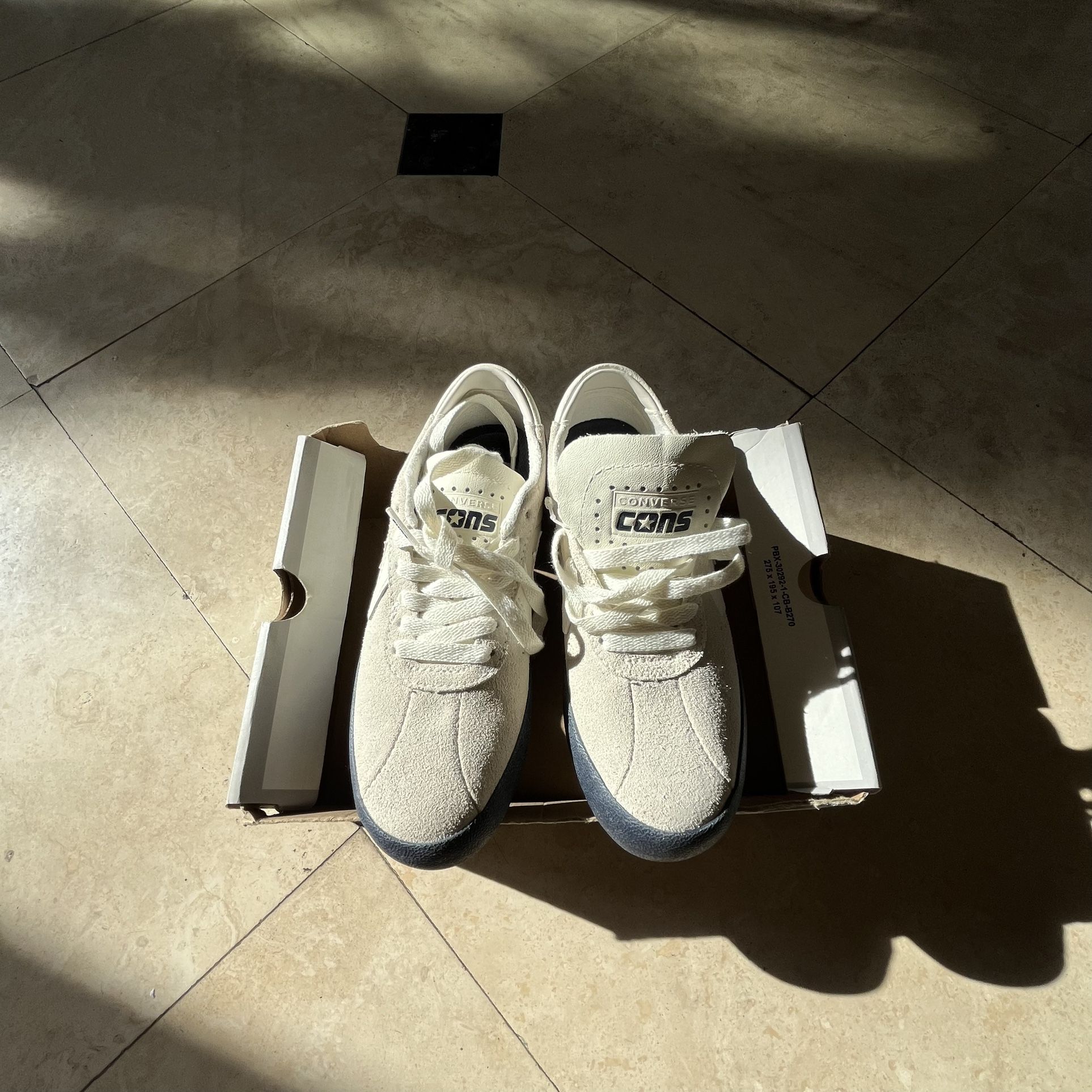 Converse White Women’s Shoes US 5.5 EUR 36