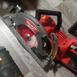 Milwaukee Skill Saw