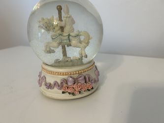 Westland Musical Globe