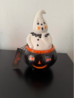 Johanna Parker ghost canister