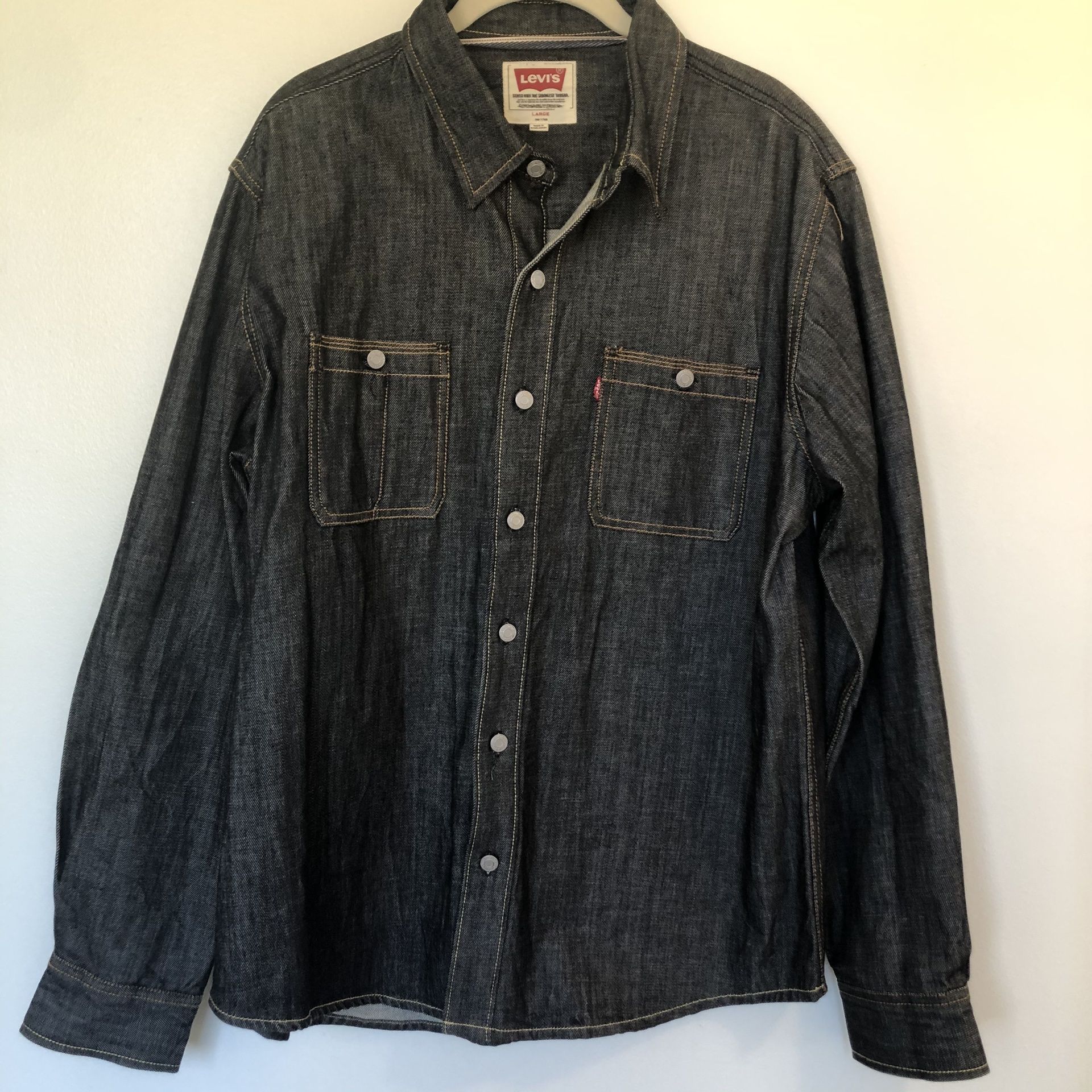 Levi’s Denim Jacket Size Men’s Large