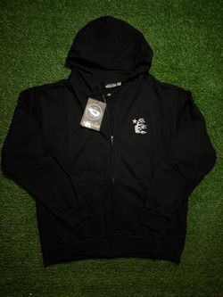 Hellstar zip up size medium