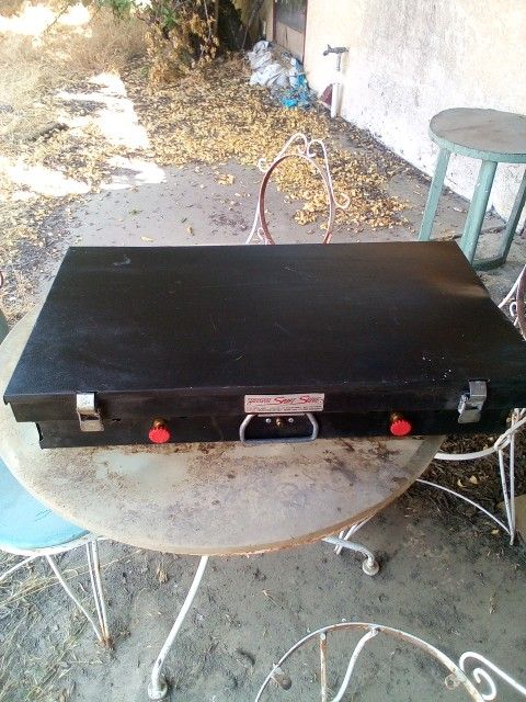CAMPING Stove PROPANE - CAMP CHEF Sport Stove 2 Burners Cooking Outdoors Patio Barbeque Grill Oven