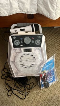 Kids’ Karaoke Machine