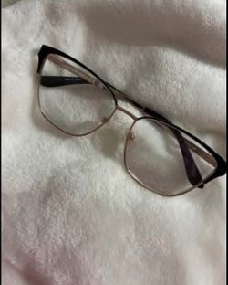 Guess GU2795 Cat-Eye Eyeglass Frames – With Case & Cleaning Cloth