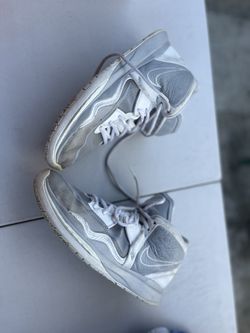 Nike Kyrie 7 size 11 basketball shoes 