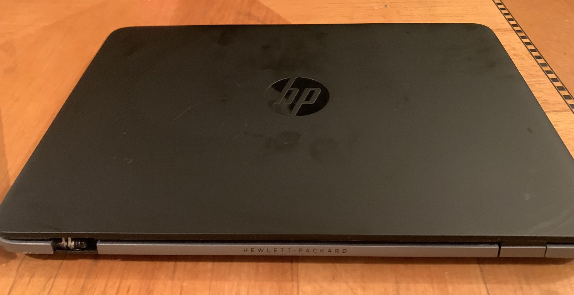 HP Elitebook 820