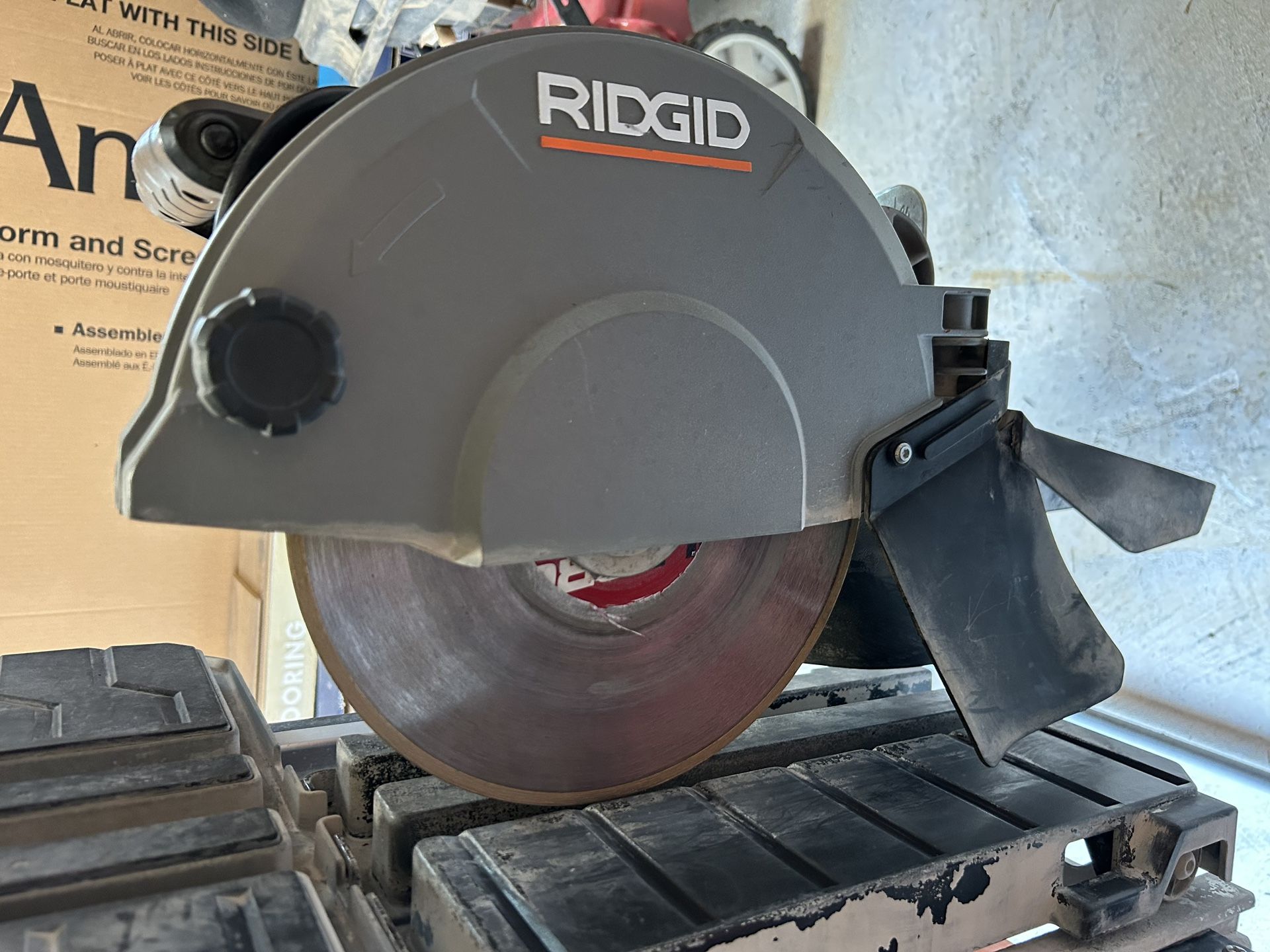 RIDGID #R4092 10 in. Wet Tile Saw with Rolling Stand