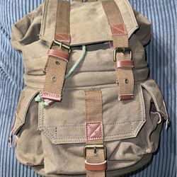Military Style Canvas Backpack for DSLR Camera and Laptop - Built In Waterproof Cover