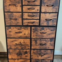 16 Drawer Cloth Dresser 