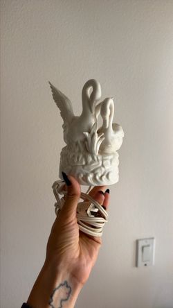 Vintage White Ceramic Swan Lamp