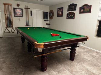 10 Foot snooker table 🎱