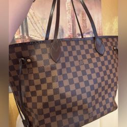 AUTHENTIC Louis Vuitton Damier Ebene Neverfull MM
