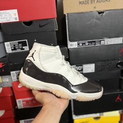 Jordan Neapolitan 11s size 12W 10.5M VNDS